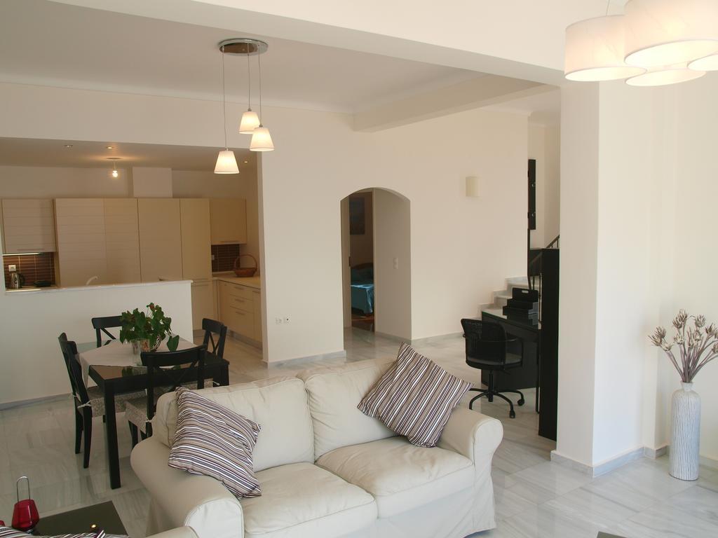 Panoramic Seaview Holiday House 수다 외부 사진