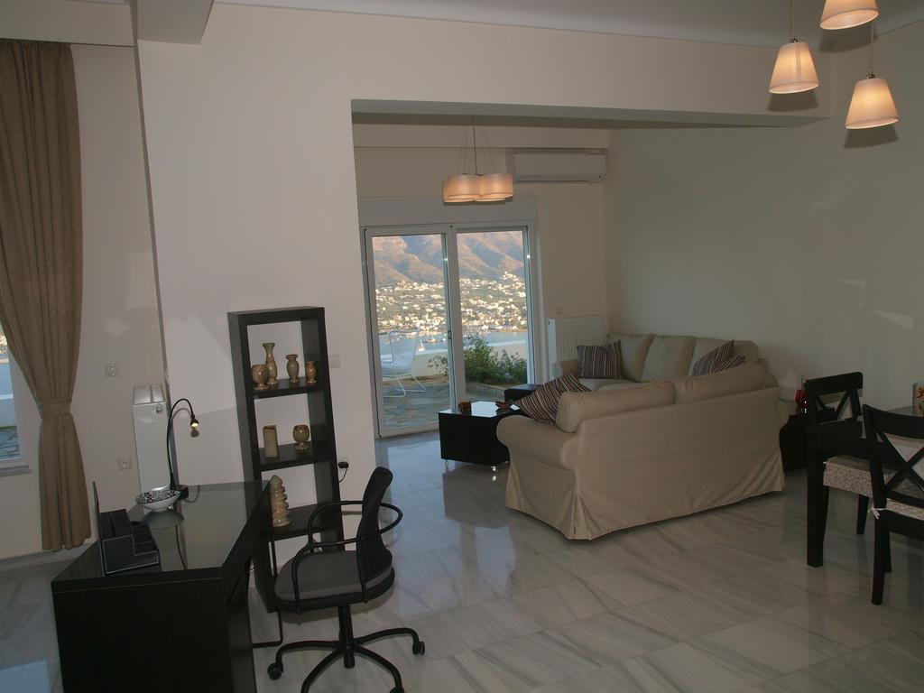 Panoramic Seaview Holiday House 수다 외부 사진