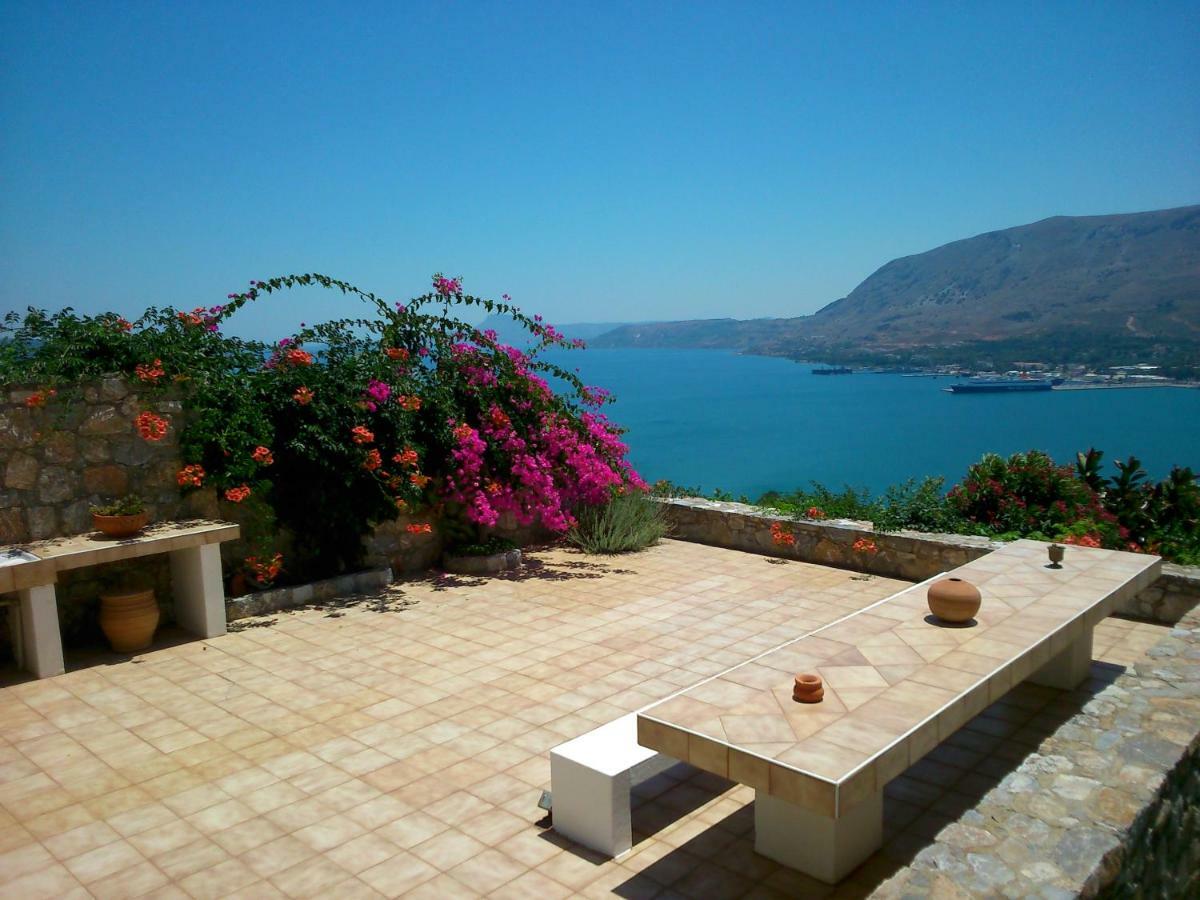 Panoramic Seaview Holiday House 수다 외부 사진